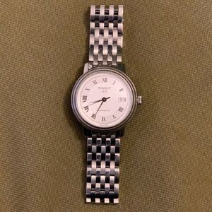 2013 Men’s Tissot Carson automatic watch in near mint condition.